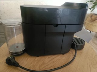 Cafetera Nespresso Vertuo Pop Negra
