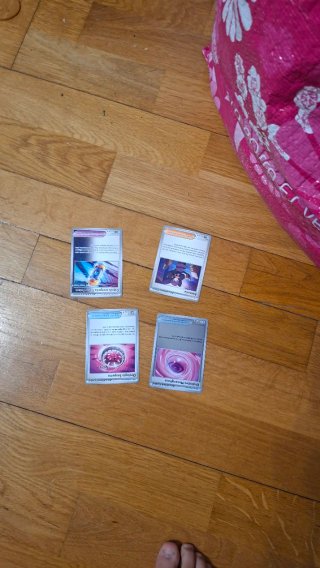36 Cartas Pokémon Variadas