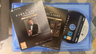 007 First Light PS5 Specialist Edition