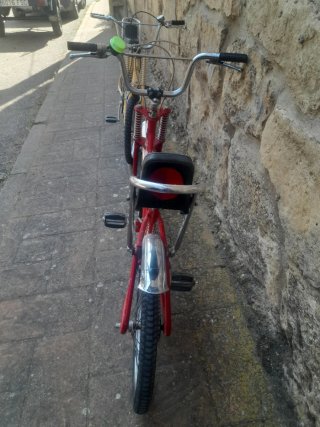 Bicicletas GAC Motoretta Amarilla y roja
