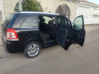 Opel Zafira 2011