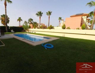 Chalet en alquiler en Coín