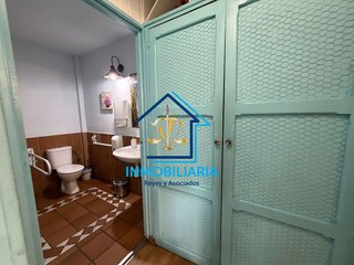 Local comercial en alquiler en Arroyo del Moro - Noreña en Córdoba