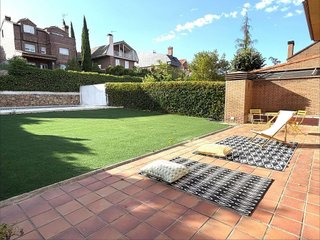 Casa pareada en alquiler en Zona Pueblo en Pozuelo de Alarcón