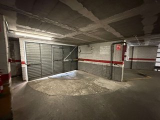 Garaje en venta en Montigalà -Sant Crist en Badalona