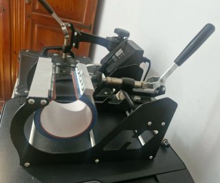 Plancha para estampar camisetas y tazas