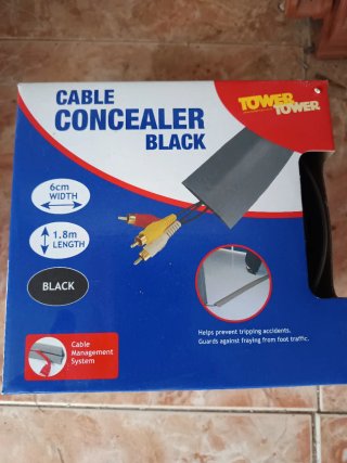 Protector de cables Tower 1.8m Negro