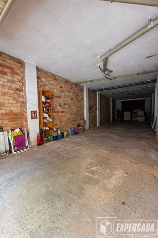 Local comercial en venta en La Malva-rosa en Valencia