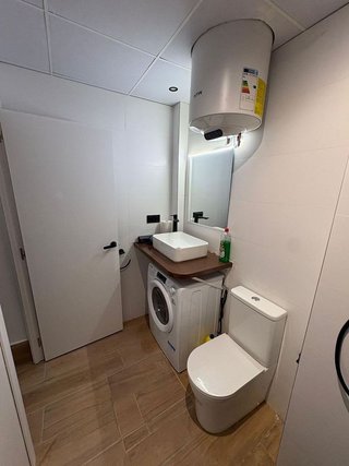 Local comercial en venta en Carolinas Bajas en Alicante