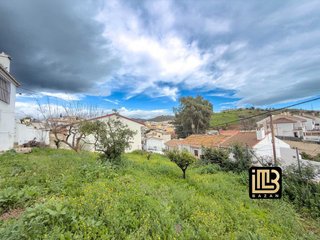 Terreno en venta en Puerto de la Torre - Atabal en Málaga