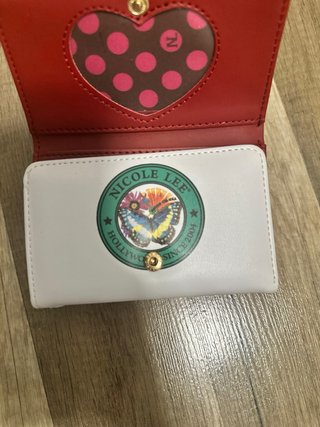 Cartera Nicole Lee Flores y Mariposas