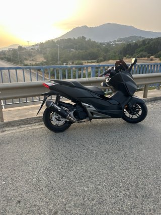 Honda Forza 125 Negra