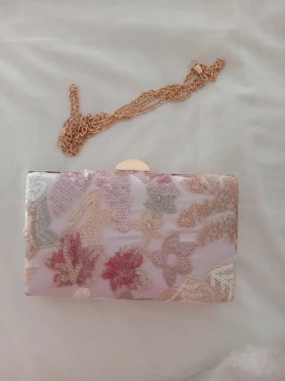 Bolso de fiesta.