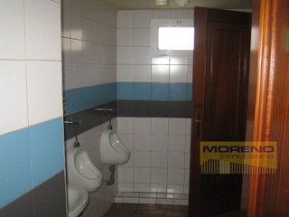 Local comercial en alquiler en Sarria