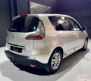 RENAULT Scénic Dynamique dCi 110 eco2