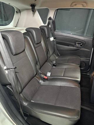 RENAULT Scénic Dynamique dCi 110 eco2