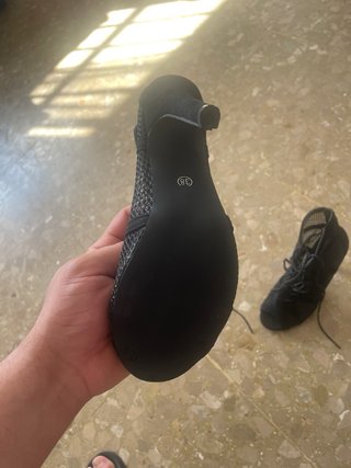 Zapatos de vestir negros de malla para mujer