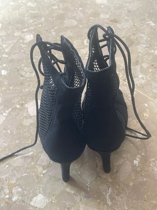 Zapatos de vestir negros de malla para mujer