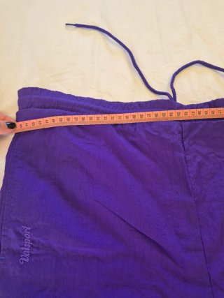 Pantaloni vintage viola e colorati