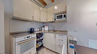 Piso en venta en El Raval en Barcelona