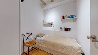 Piso en venta en El Raval en Barcelona