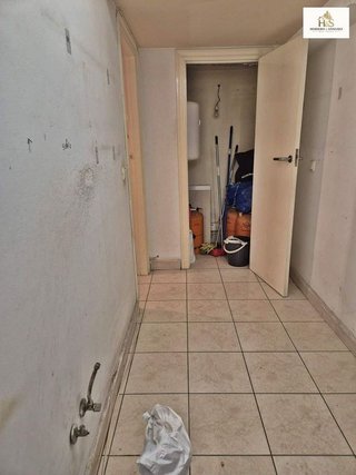 Local comercial en alquiler en Paus - Poligono San Blas en Alicante