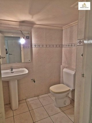Local comercial en alquiler en Paus - Poligono San Blas en Alicante