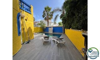 Chalet en venta en Empuriabrava en Castelló d´Empúries