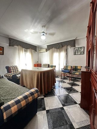Piso en alquiler en Peñamefecit - Avda Barcelona en Jaén