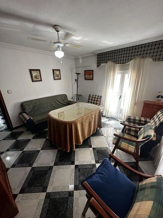 Piso en alquiler en Peñamefecit - Avda Barcelona en Jaén