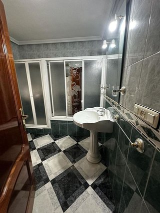 Piso en alquiler en Peñamefecit - Avda Barcelona en Jaén