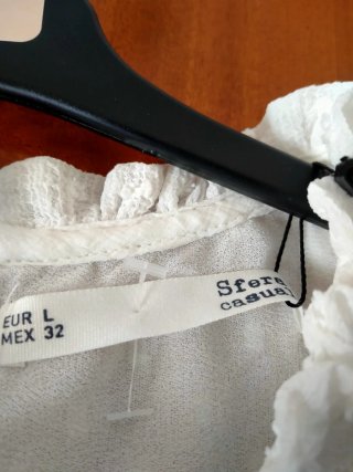 Camiseta Blanca Volantes Sin Estrenar