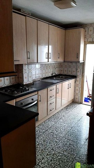 Piso en alquiler en Peñamefecit - Avda Barcelona en Jaén
