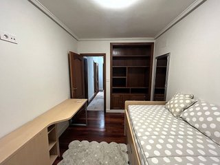 Piso en alquiler en Centro en Laredo