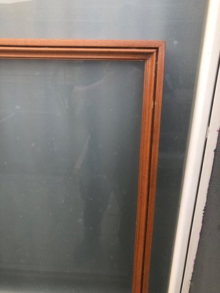 Marco antiguo dorado con detalles