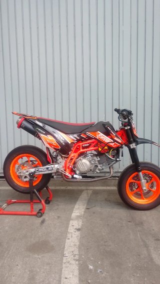 Pit Bike sport supermoto