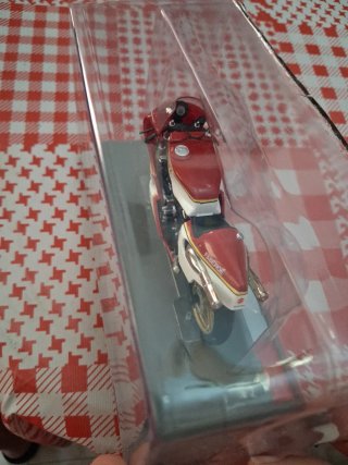 Moto GP Barry Sheene (1977)