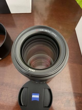 Zeiss Milvus 1.4/85 ZE Canon EF