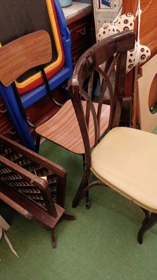 Lote de objetos decorativos y utilitarios