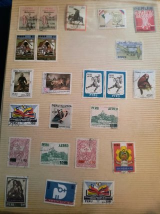 Álbum de sellos de diferentes países
