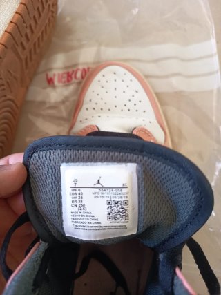Nike Air Jordan Rosa y Blanco Talla 40