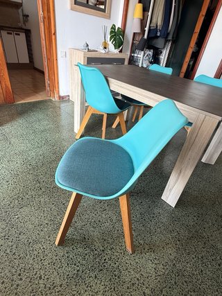 Mesa extensible porcelánico + 4 sillas