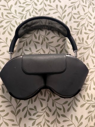 AirPods Max Space Gray