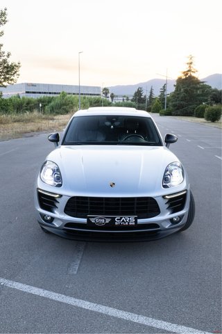 Porsche Macan 2016