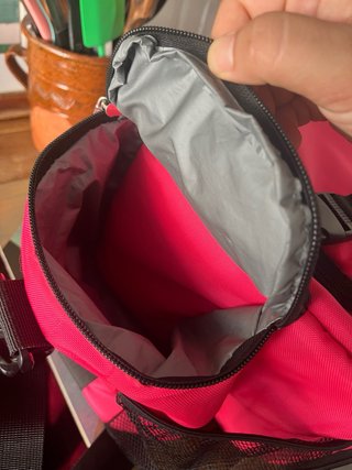 Bolsa nevera rosa y negra