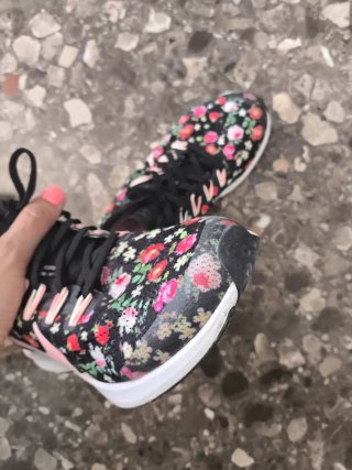 Nike Pegasus 36 Flores