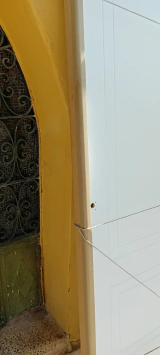 Puerta interior lacada  blanca 70 cm derecha