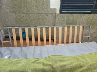 Sofá-cama IKEA verde en Baiona