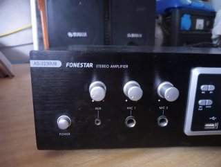 Amplificador Fonestar con altavoces Yamaha