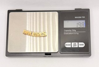 Colgante Nombre DOLORES de oro de 18k, 1.98 g.